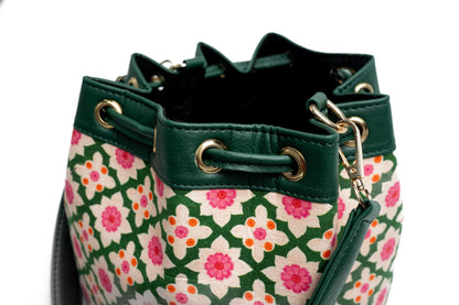 Bageechi Bucket Handbag