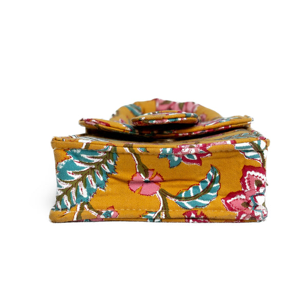 Basant Chiq Bag