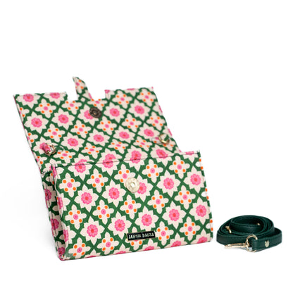 Bageechi Envelope Clutch