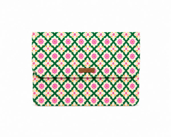 Bageechi Laptop Sleeve (small)