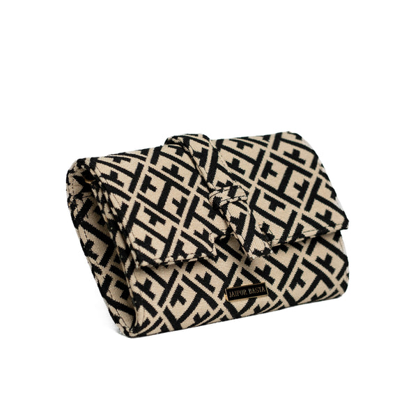 Gathjod Envelope Clutch