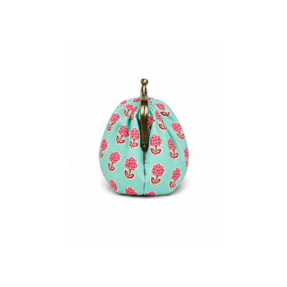 Noor Dome Clutch