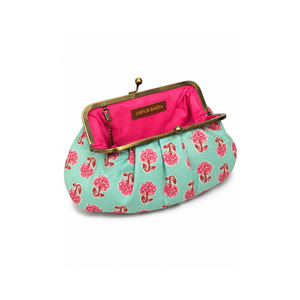 Noor Dome Clutch