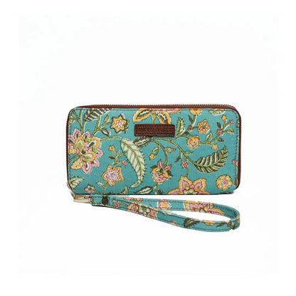 Parkota Wrist Clutch